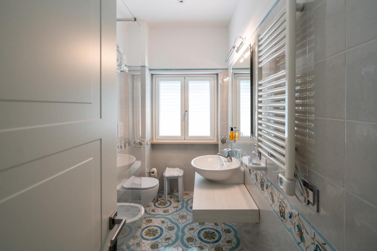 Park Hotel Villa Maria San Menaio Kültér fotó