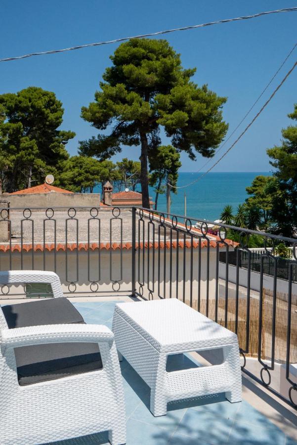 Park Hotel Villa Maria San Menaio Kültér fotó