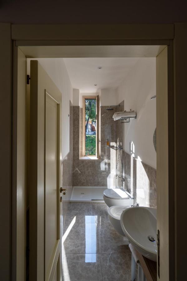 Park Hotel Villa Maria San Menaio Kültér fotó