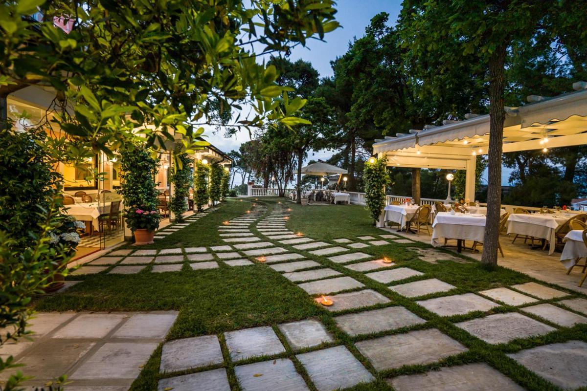 Park Hotel Villa Maria San Menaio Kültér fotó