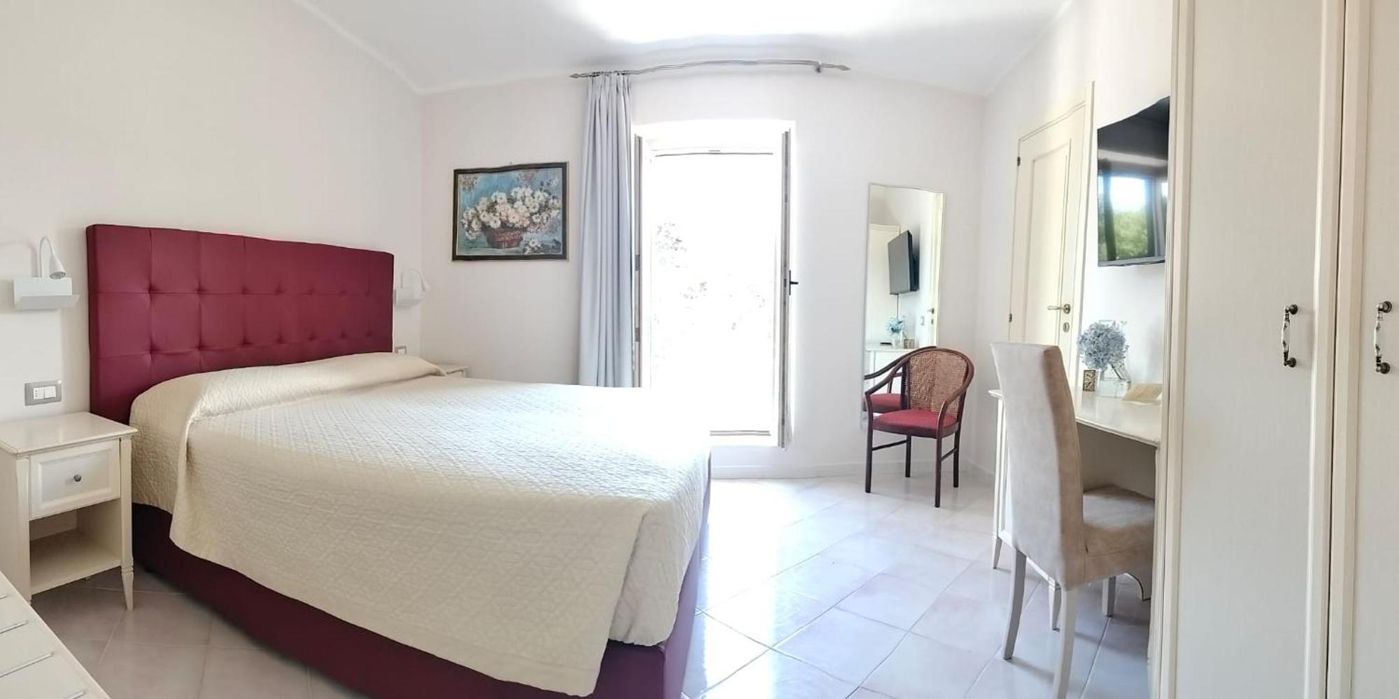 Park Hotel Villa Maria San Menaio Kültér fotó