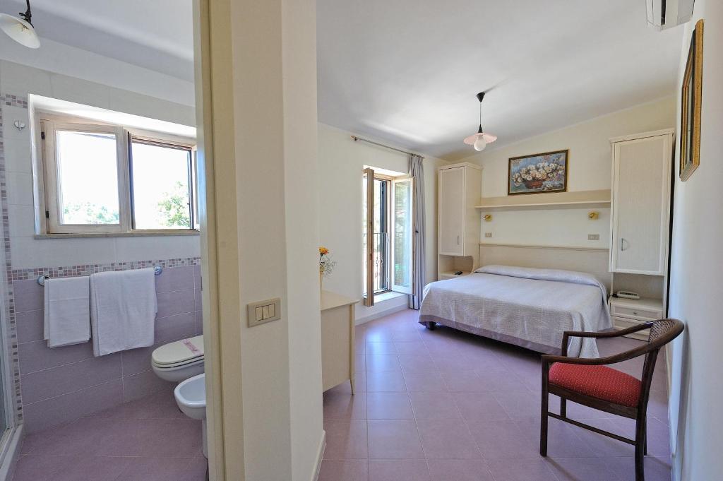 Park Hotel Villa Maria San Menaio Szoba fotó